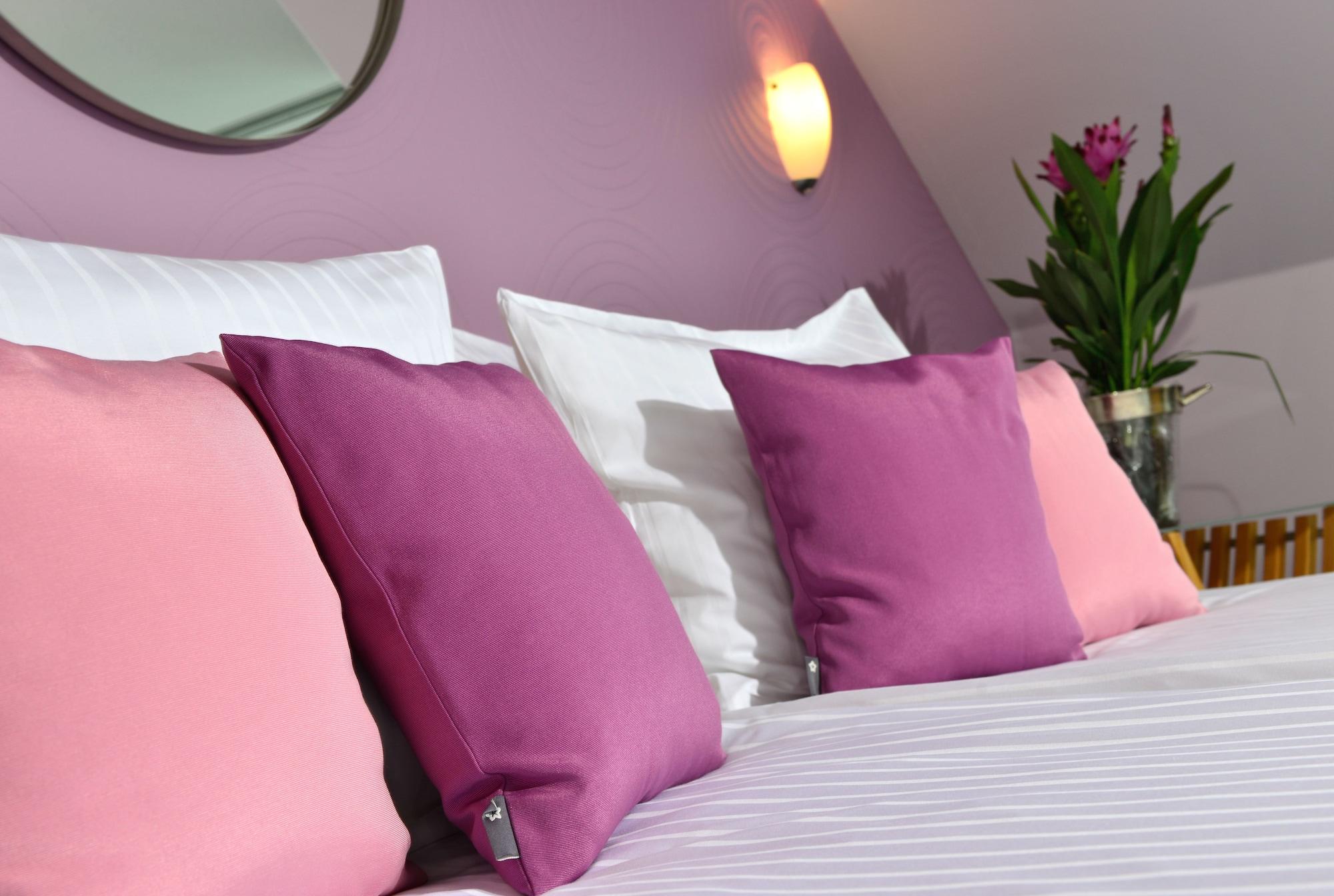 Hotel Uhu Garni Кельн Екстер'єр фото