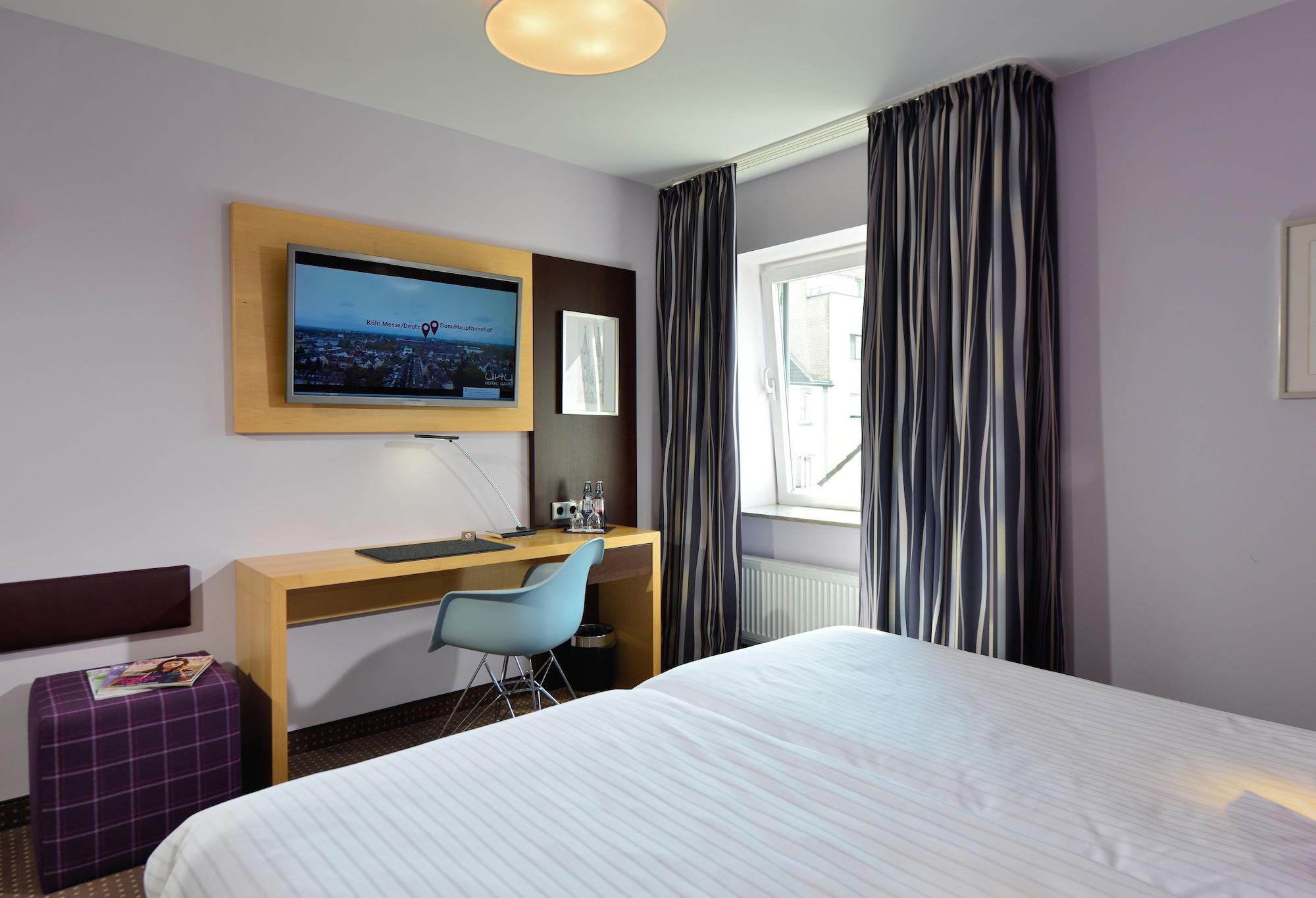 Hotel Uhu Garni Кельн Екстер'єр фото