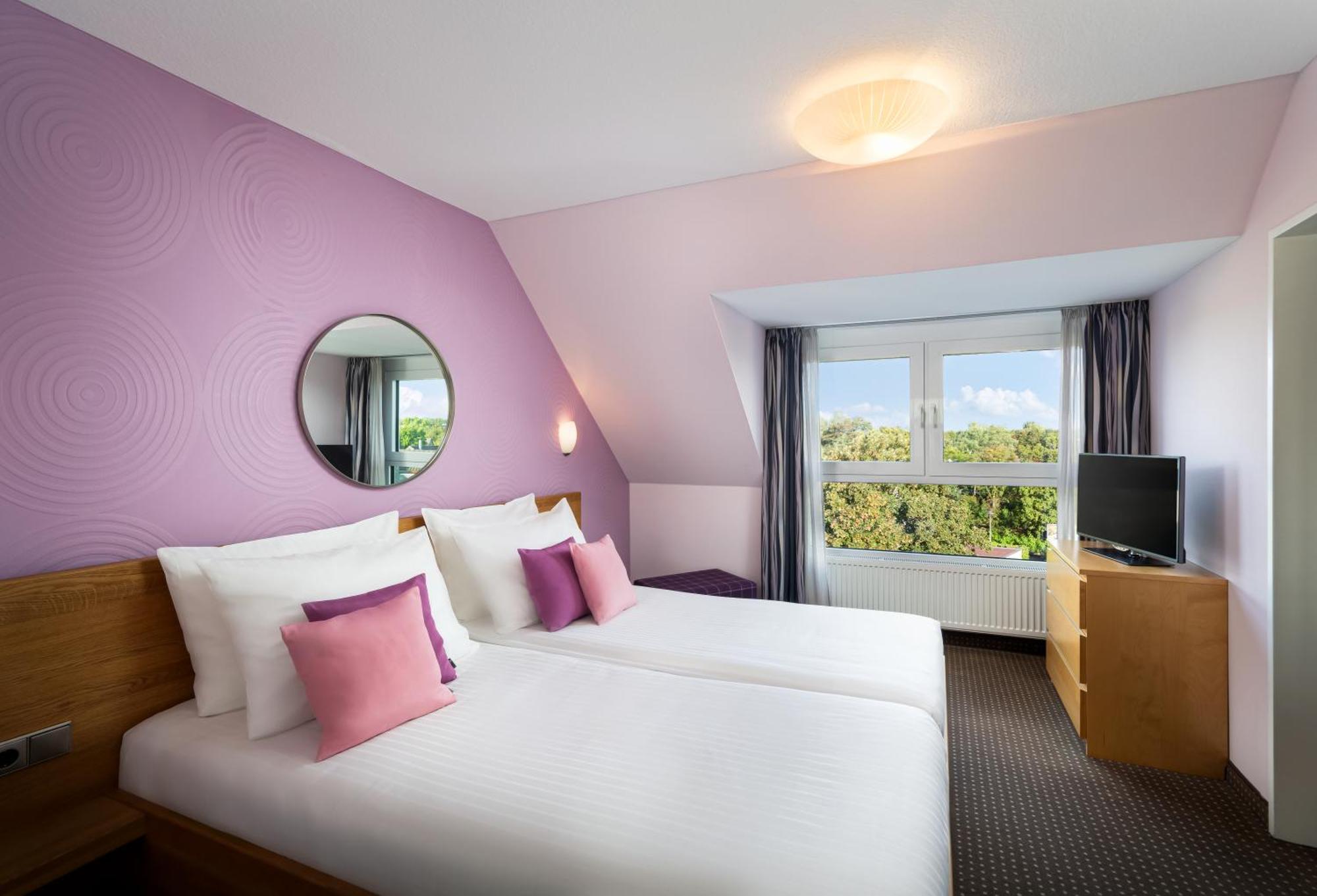 Hotel Uhu Garni Кельн Екстер'єр фото