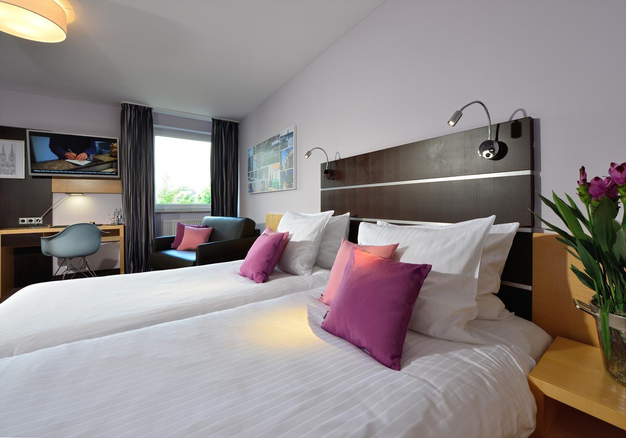 Hotel Uhu Garni Кельн Екстер'єр фото
