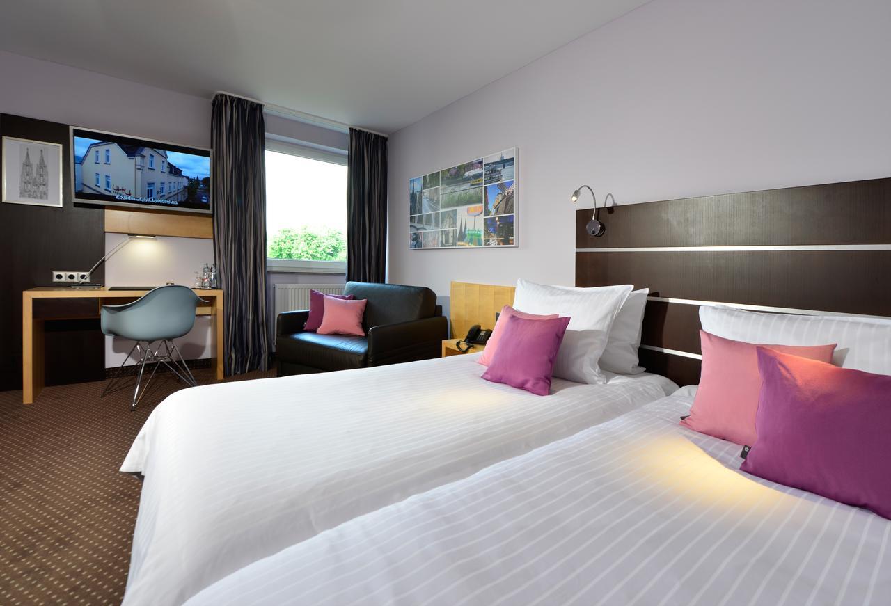 Hotel Uhu Garni Кельн Екстер'єр фото